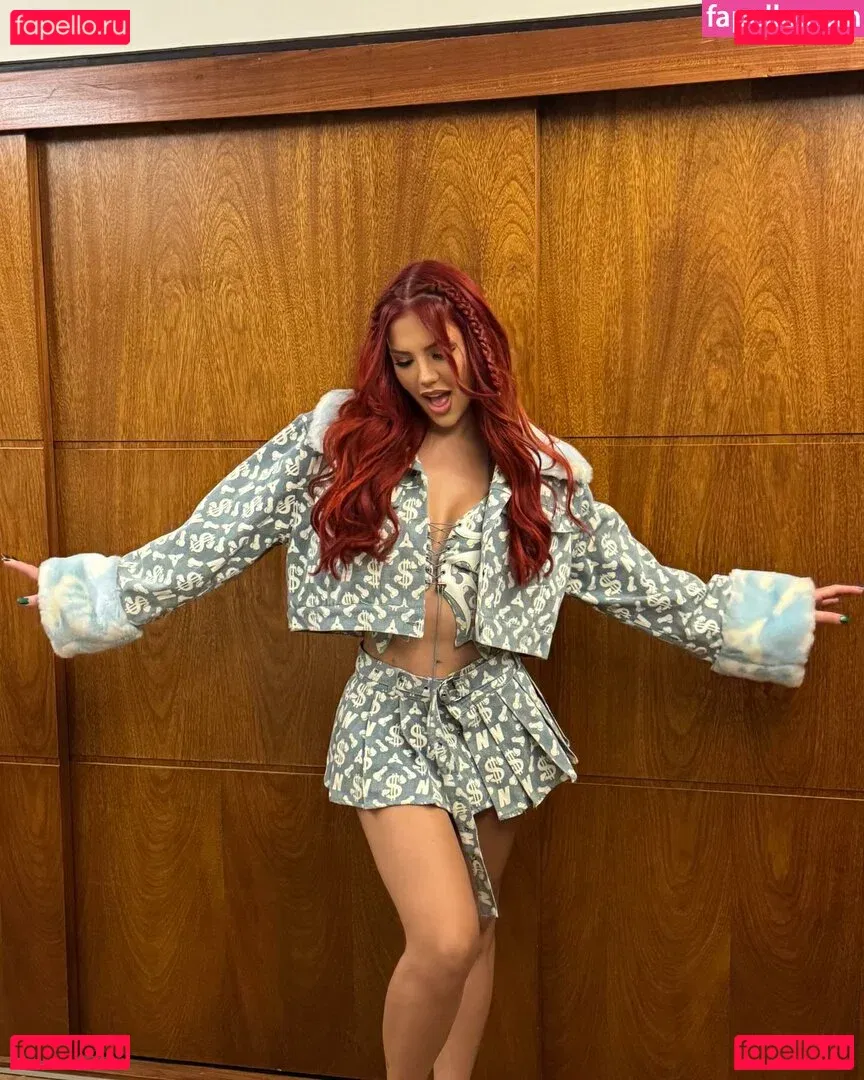 Vivi Wanderley Onlyfans Photo Gallery 