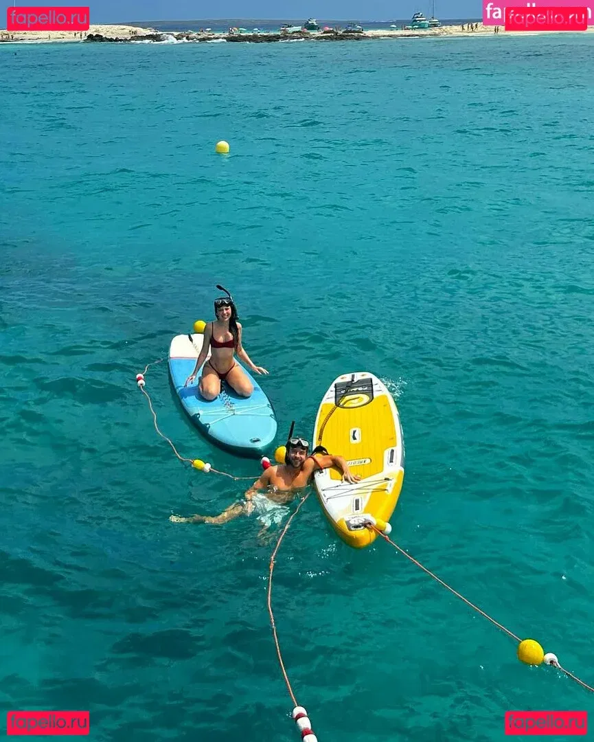 Vivi Wanderley Onlyfans Photo Gallery 