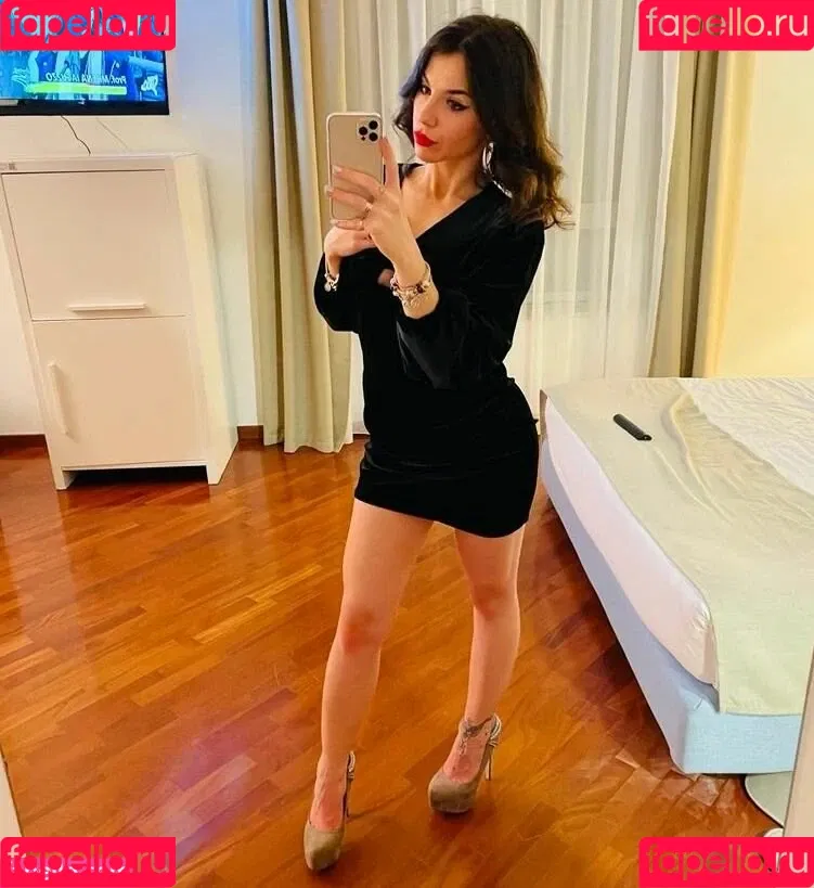 Debora Marino Onlyfans Photo Gallery 
