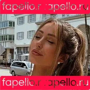 Caroline Einhoff Onlyfans Photo Gallery 