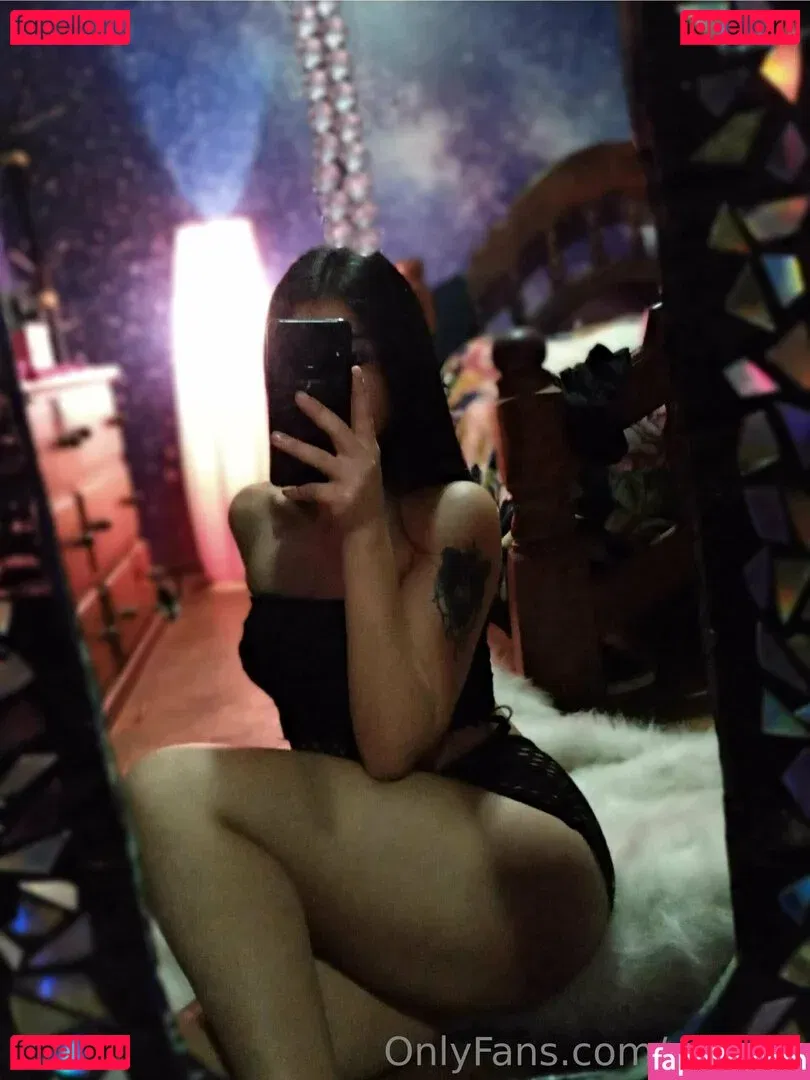 gilady Onlyfans Photo Gallery 