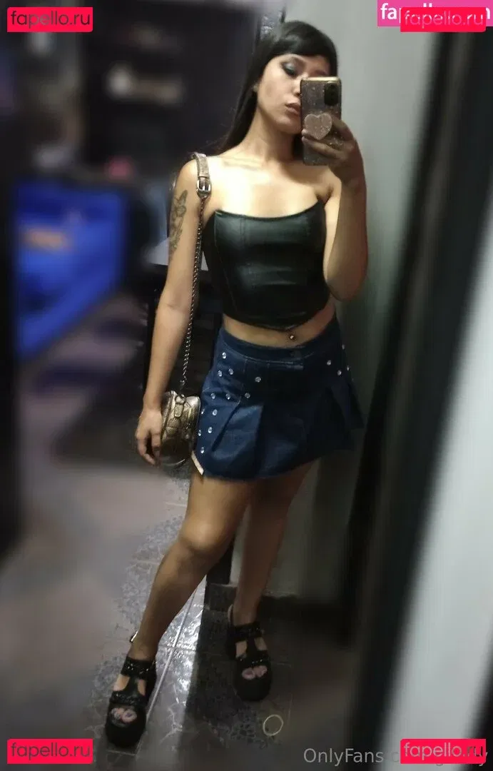 gilady Onlyfans Photo Gallery 