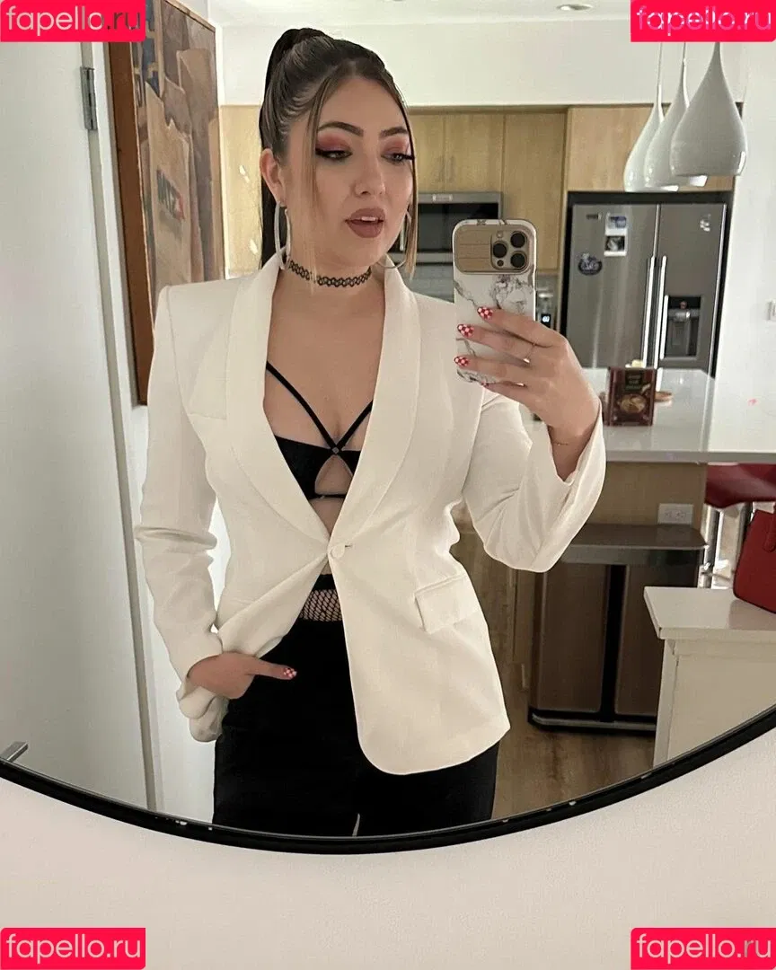Shelby Young Onlyfans Photo Gallery 