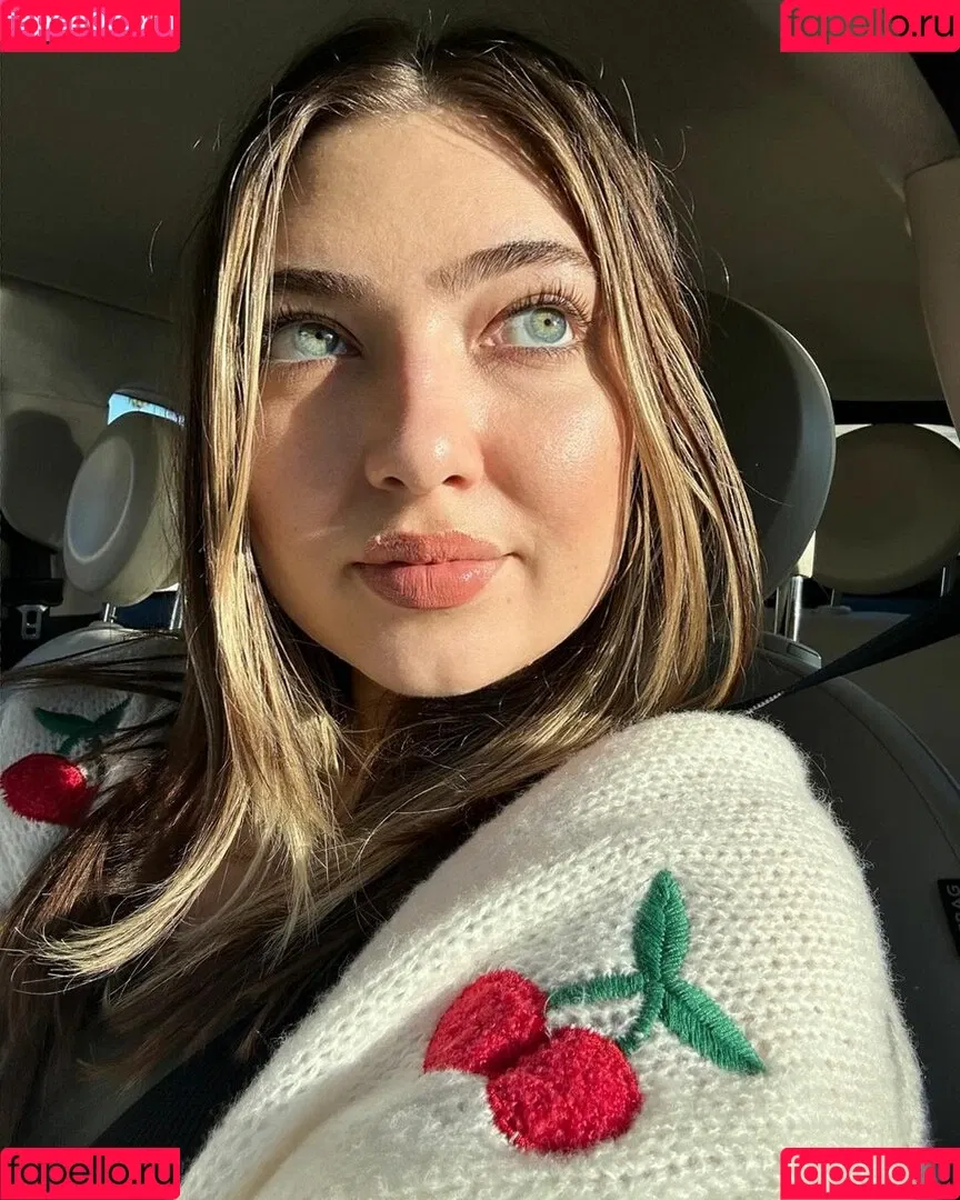 Shelby Young Onlyfans Photo Gallery 