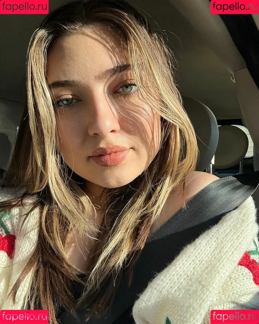 Shelby Young Onlyfans Photo Gallery 