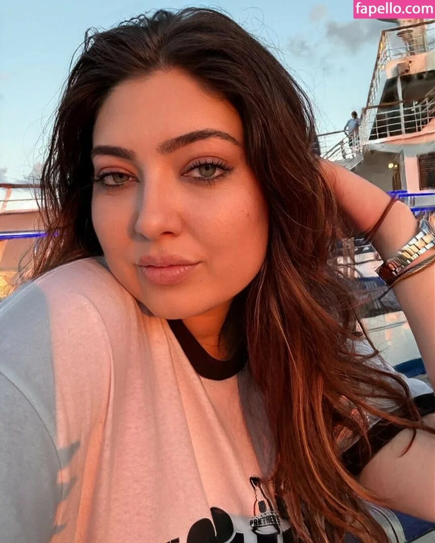 Shelby Young Onlyfans Photo Gallery 