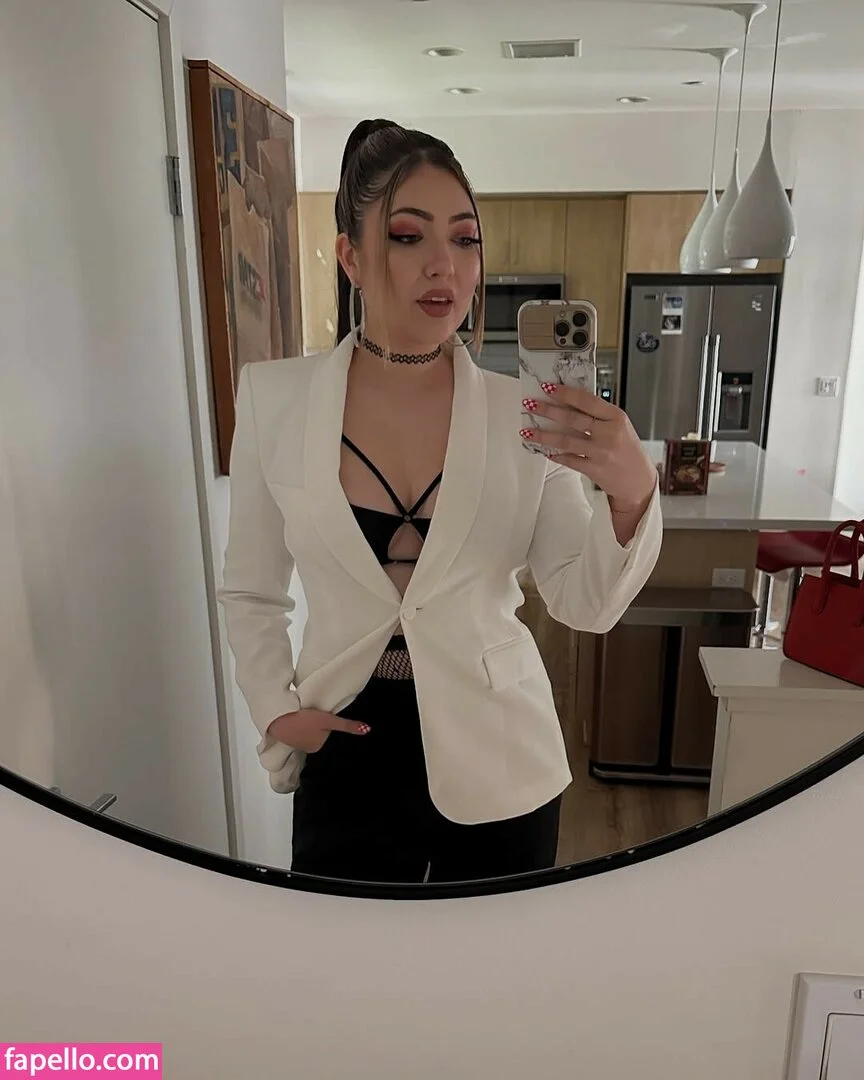 Shelby Young Onlyfans Photo Gallery 