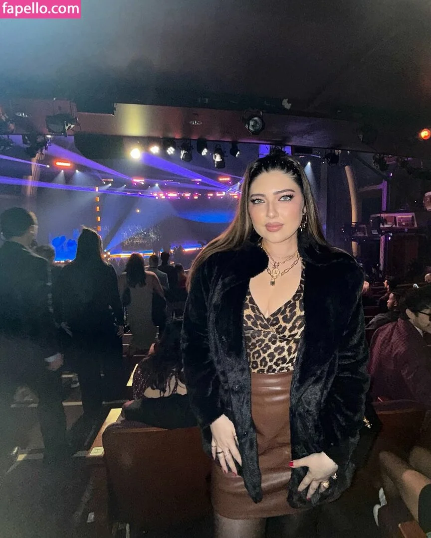 Shelby Young Onlyfans Photo Gallery 