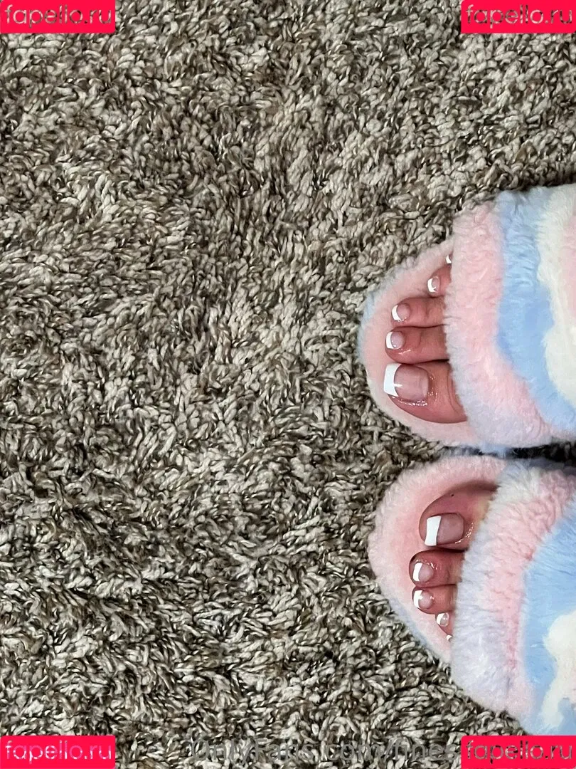 finesselikeari Onlyfans Photo Gallery 