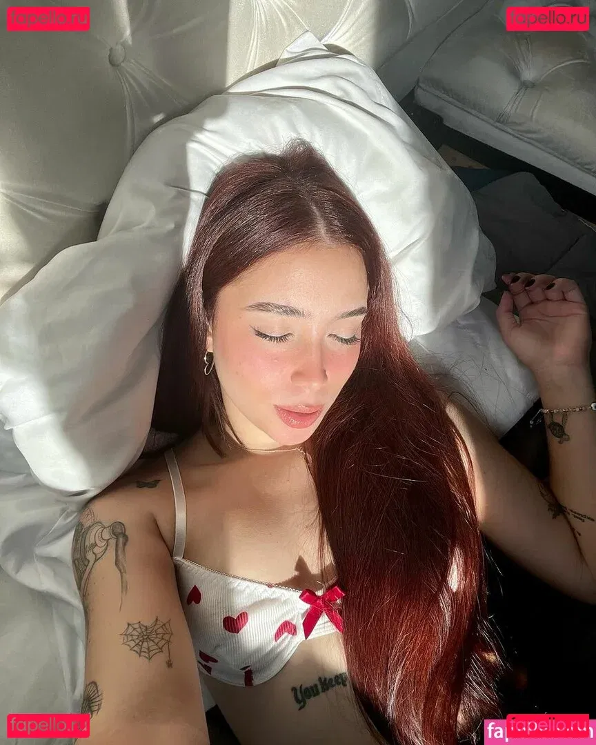 Vani_v Onlyfans Photo Gallery 