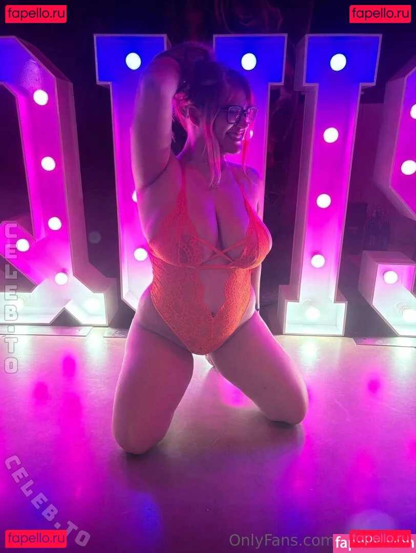 ninitard Onlyfans Photo Gallery 