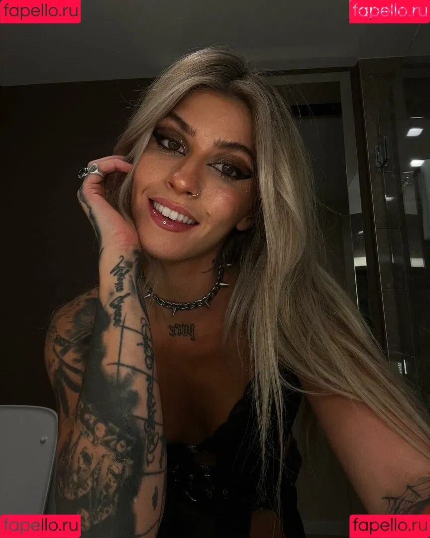 Luci Onlyfans Photo Gallery 