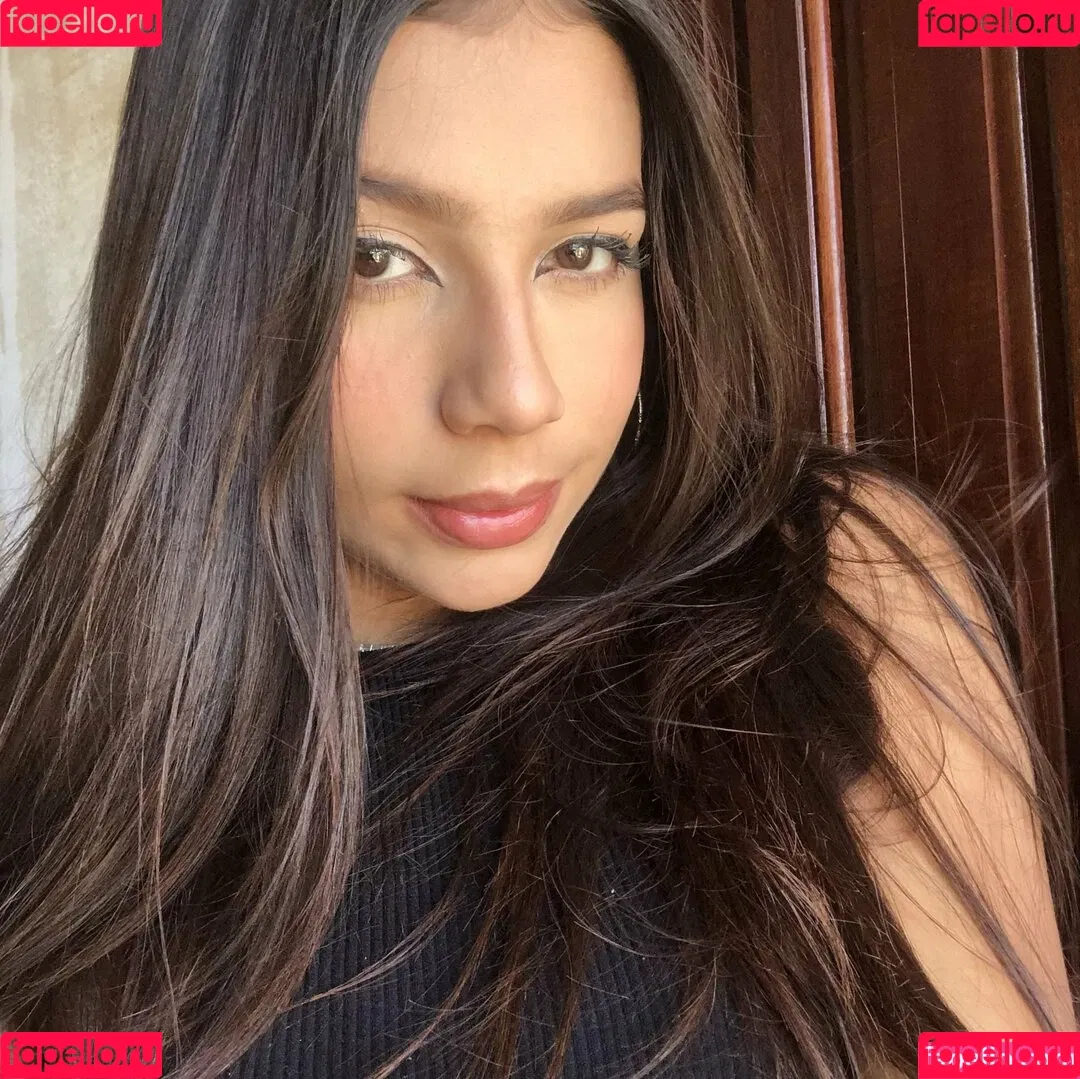 Iasmin Rodrigues Onlyfans Photo Gallery 