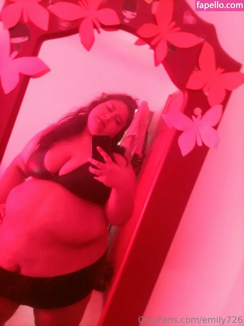 emily726 Onlyfans Photo Gallery 