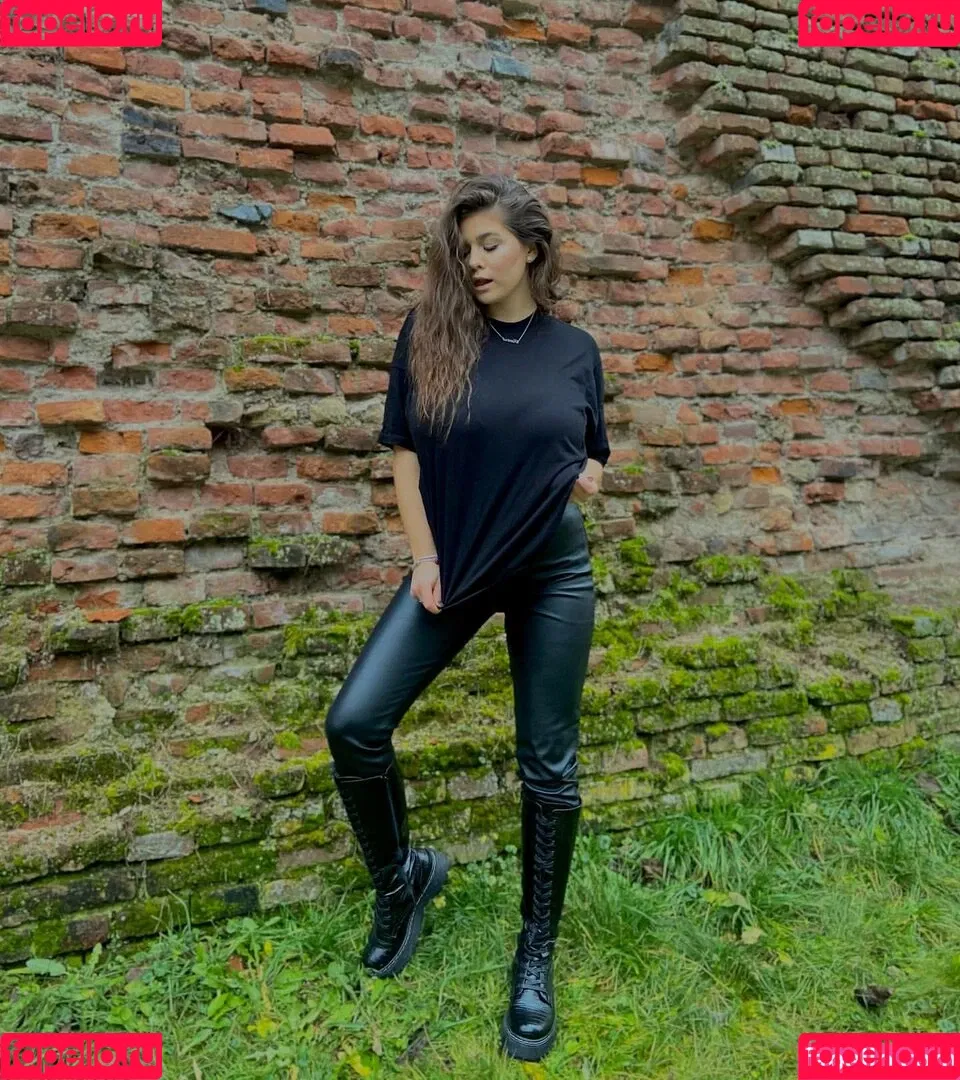 pasenciuc.karina Onlyfans Photo Gallery 