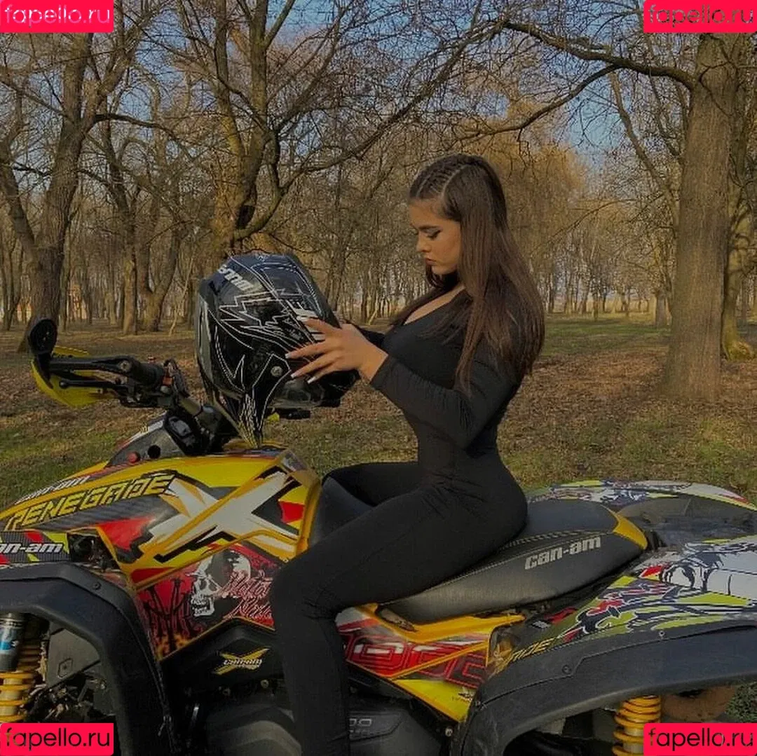 pasenciuc.karina Onlyfans Photo Gallery 