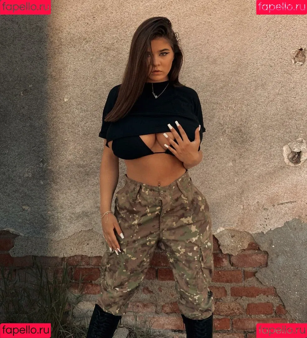 pasenciuc.karina Onlyfans Photo Gallery 