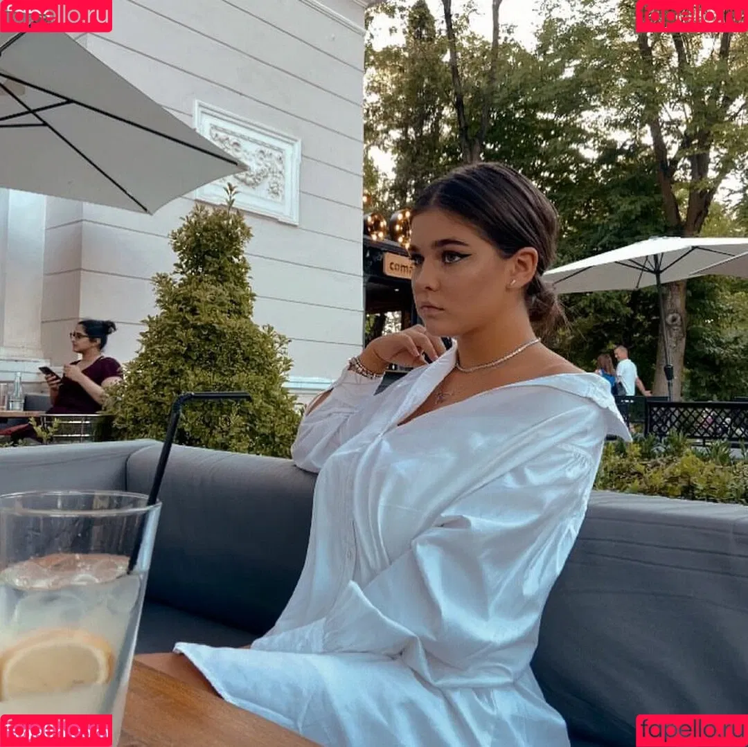 pasenciuc.karina Onlyfans Photo Gallery 
