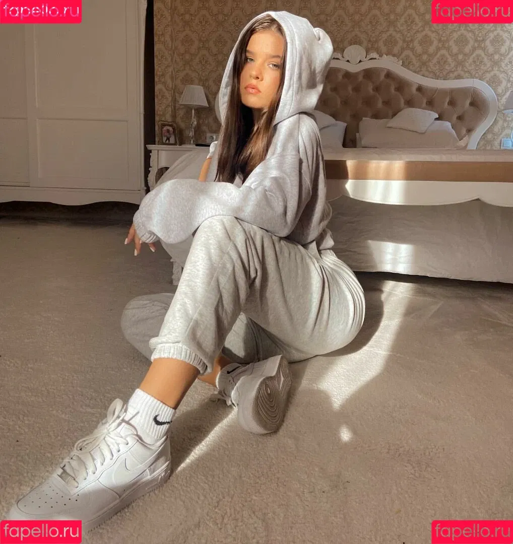pasenciuc.karina Onlyfans Photo Gallery 
