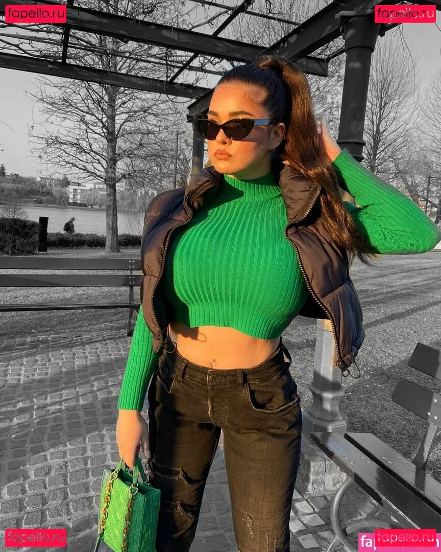 pasenciuc.karina Onlyfans Photo Gallery 