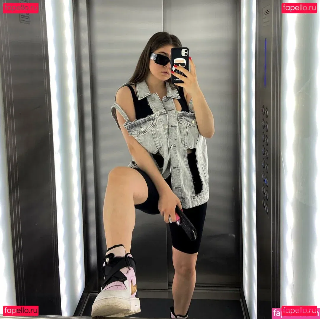 pasenciuc.karina Onlyfans Photo Gallery 