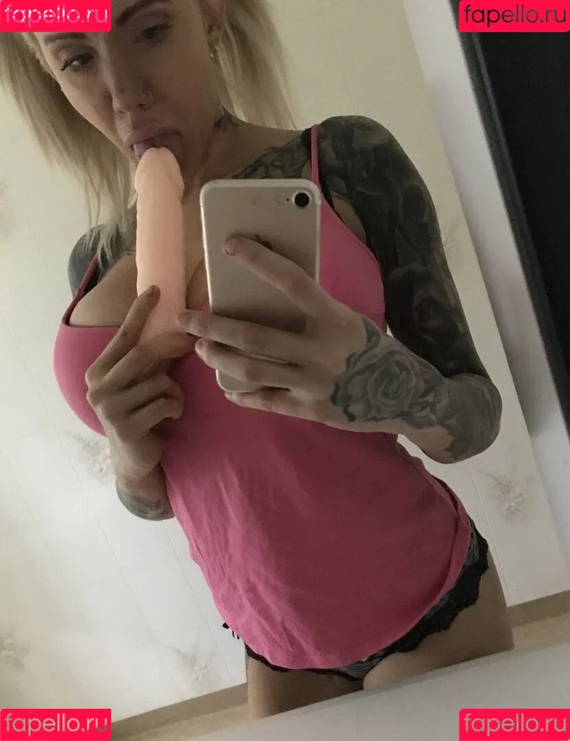 Annie Svensson Onlyfans Photo Gallery 