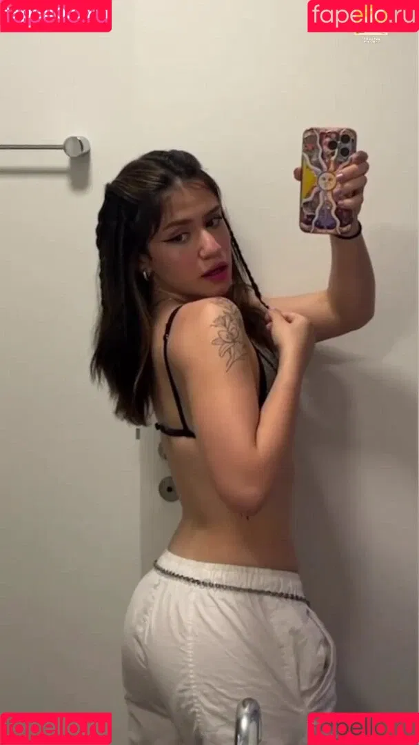 Maria ZB Onlyfans Photo Gallery 
