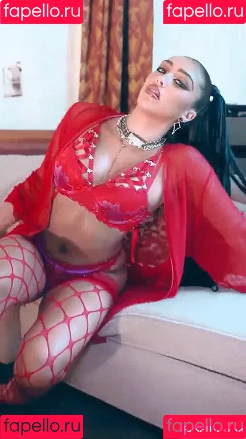 Lourdes Maria Ciccone Leon Onlyfans Photo Gallery 