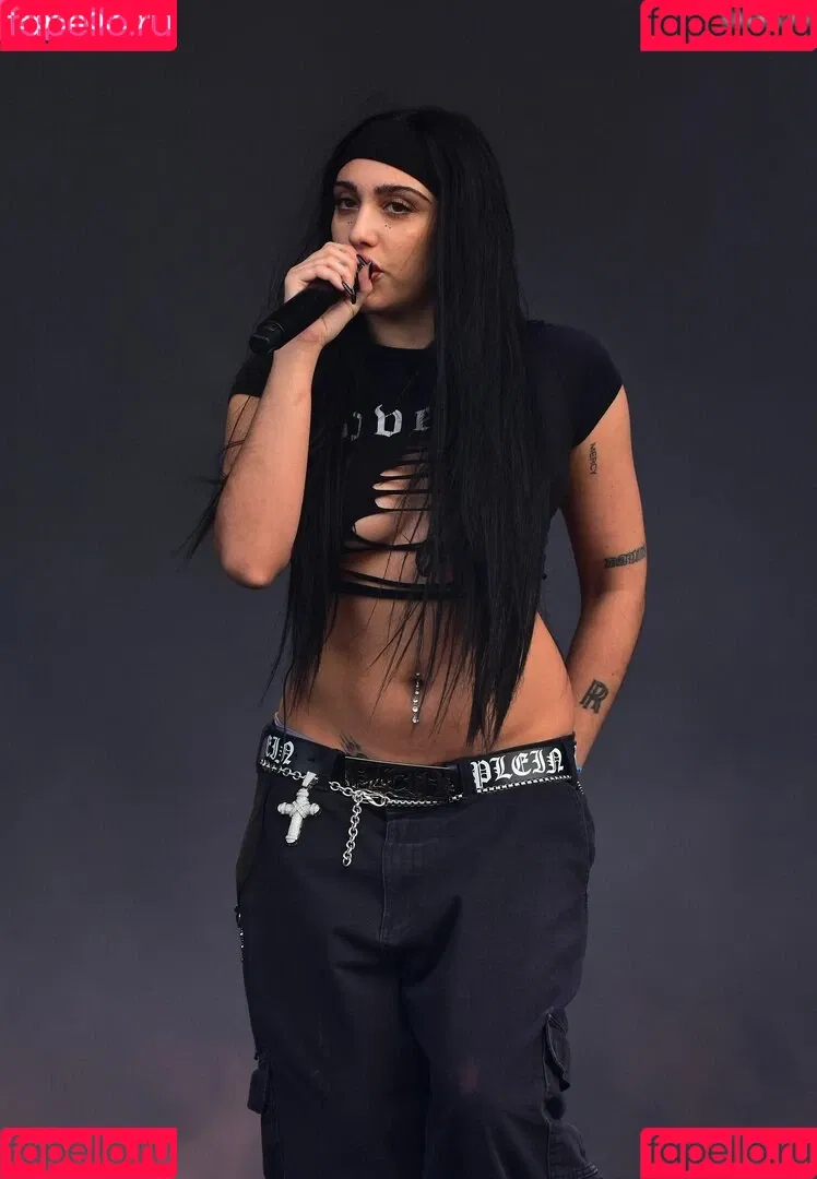 Lourdes Maria Ciccone Leon Onlyfans Photo Gallery 