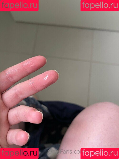 tynnillevip Onlyfans Photo Gallery 