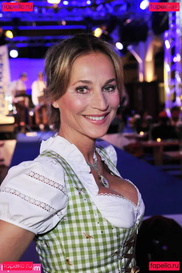 Caroline Beil Onlyfans Photo Gallery 