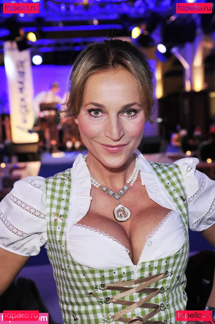 Caroline Beil Onlyfans Photo Gallery 