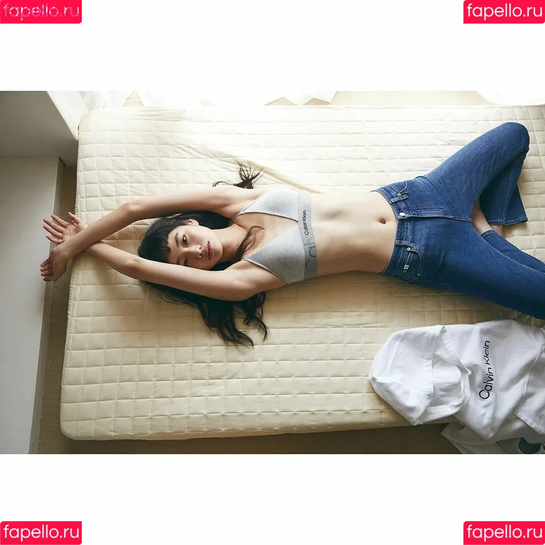 Jung Ho-yeon Onlyfans Photo Gallery 