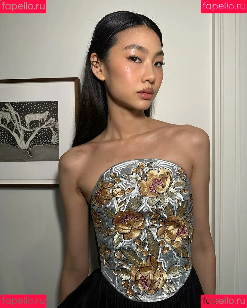 Jung Ho-yeon Onlyfans Photo Gallery 