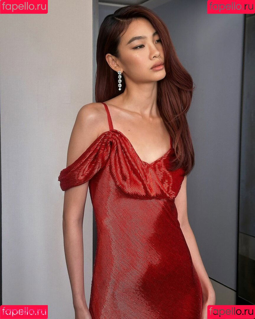 Jung Ho-yeon Onlyfans Photo Gallery 