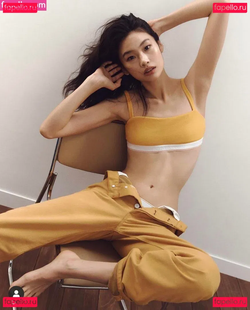 Jung Ho-yeon Onlyfans Photo Gallery 