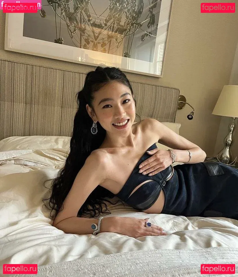 Jung Ho-yeon Onlyfans Photo Gallery 