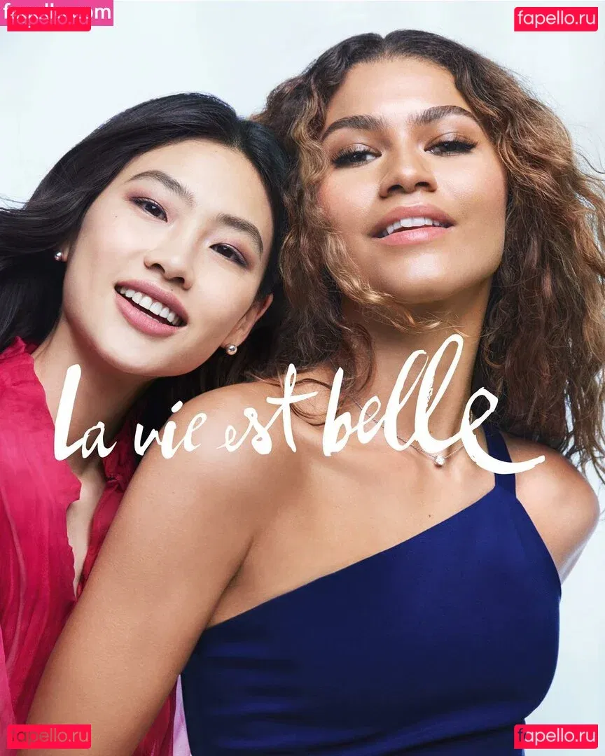 Jung Ho-yeon Onlyfans Photo Gallery 