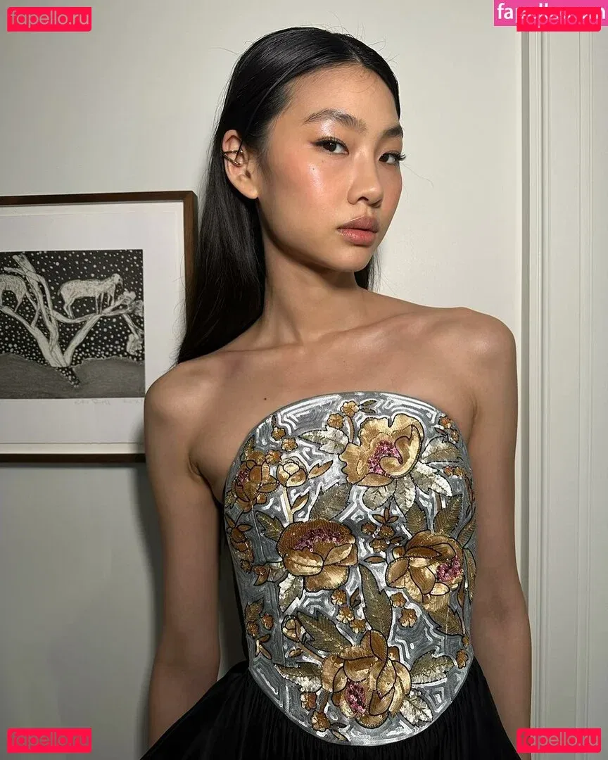 Jung Ho-yeon Onlyfans Photo Gallery 