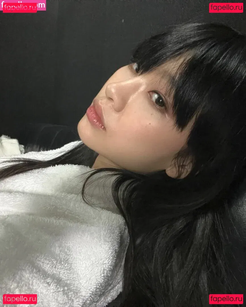 Jung Ho-yeon Onlyfans Photo Gallery 