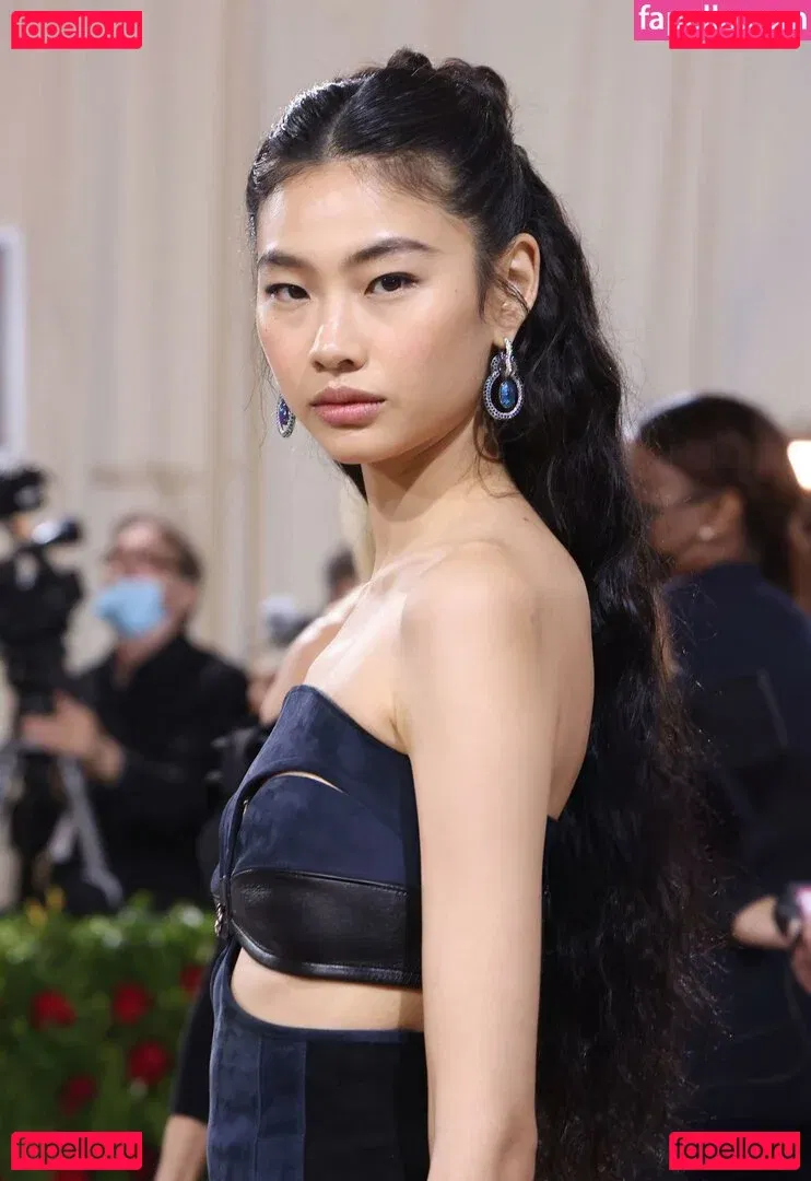 Jung Ho-yeon Onlyfans Photo Gallery 