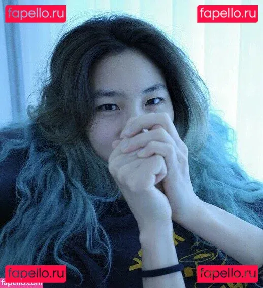 Jung Ho-yeon Onlyfans Photo Gallery 