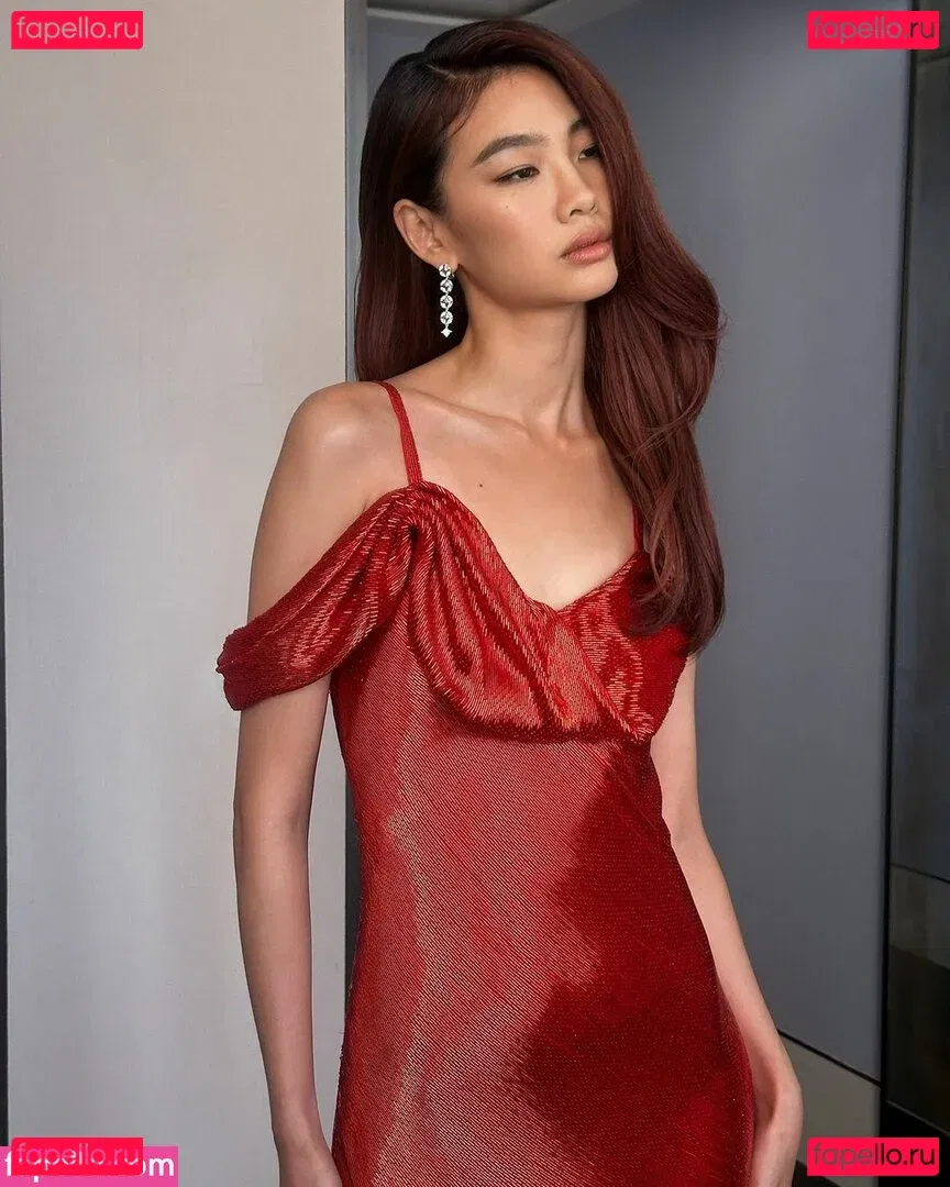 Jung Ho-yeon Onlyfans Photo Gallery 