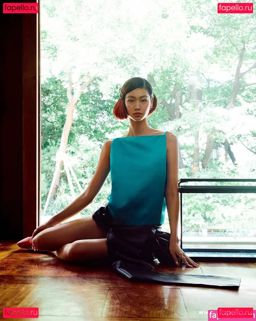 Jung Ho-yeon Onlyfans Photo Gallery 