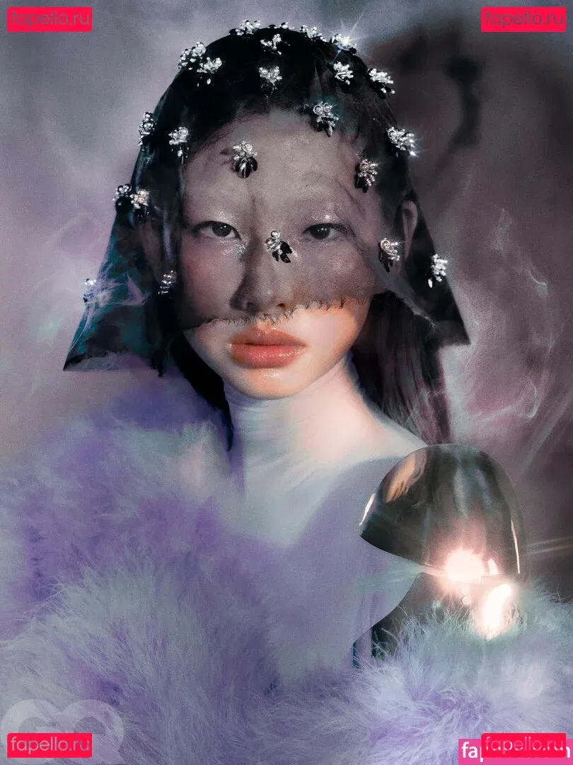 Jung Ho-yeon Onlyfans Photo Gallery 