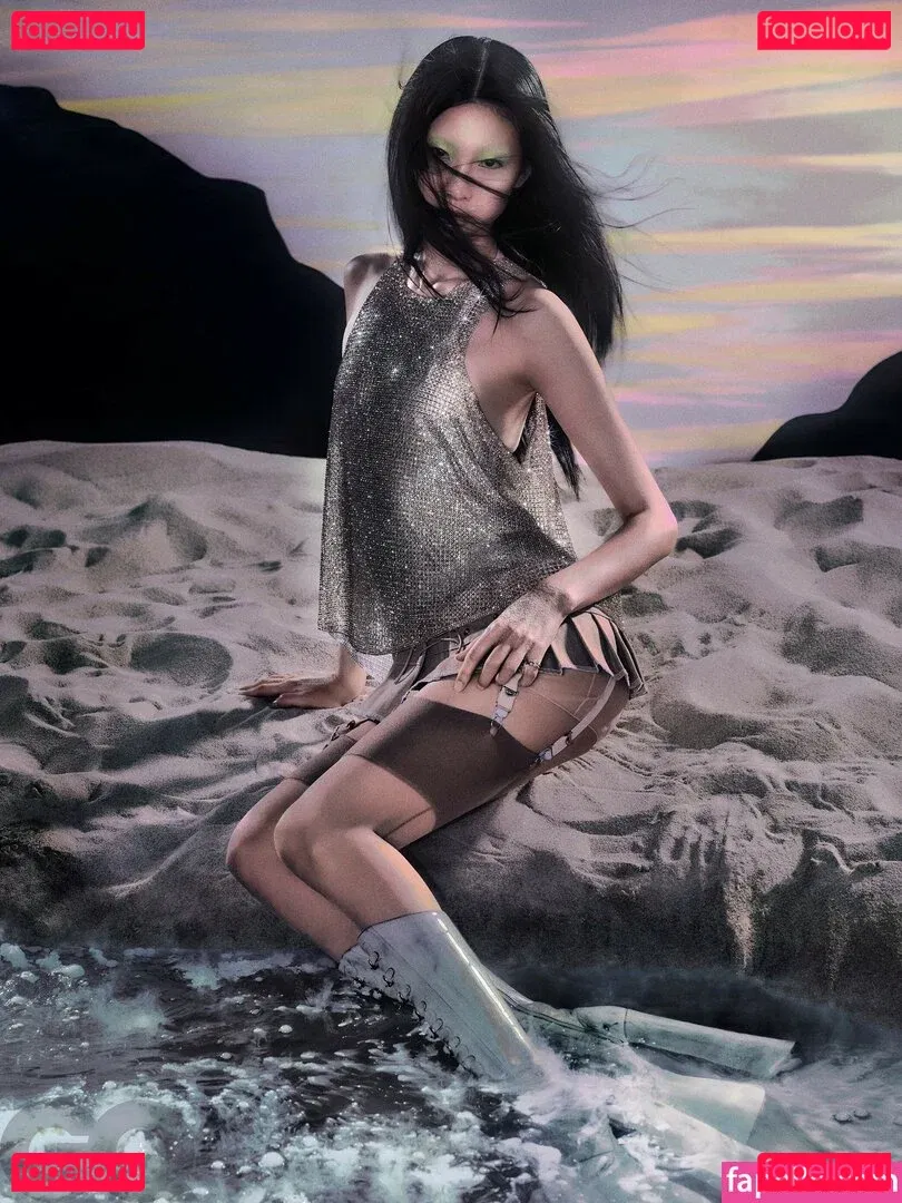 Jung Ho-yeon Onlyfans Photo Gallery 