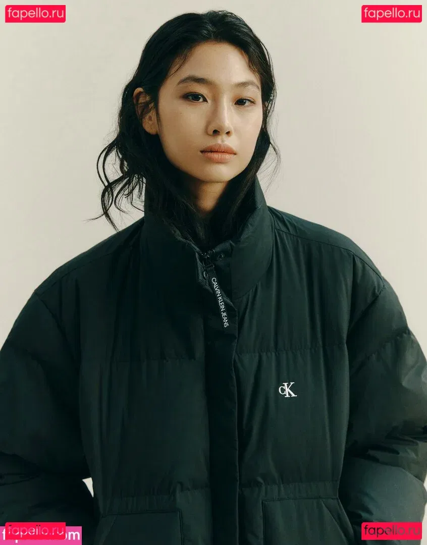 Jung Ho-yeon Onlyfans Photo Gallery 