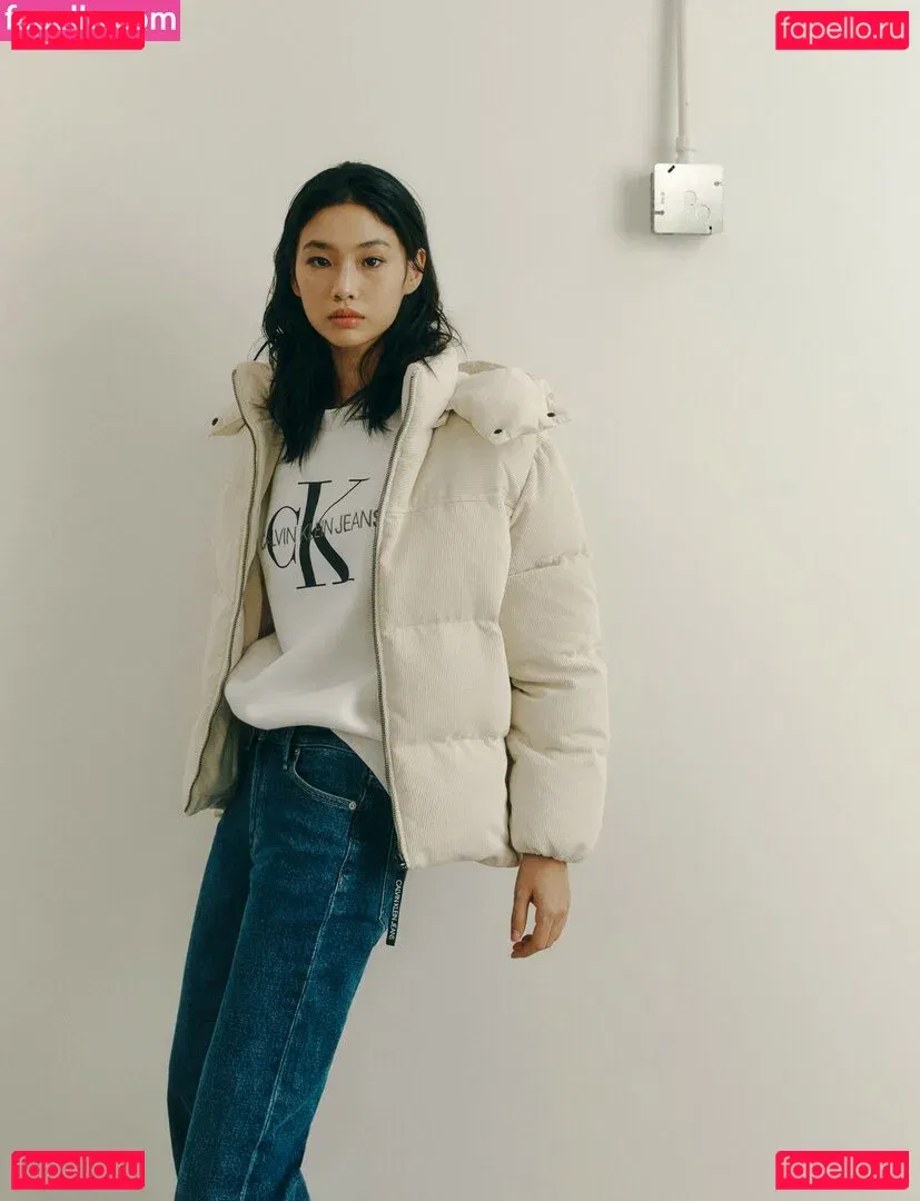 Jung Ho-yeon Onlyfans Photo Gallery 