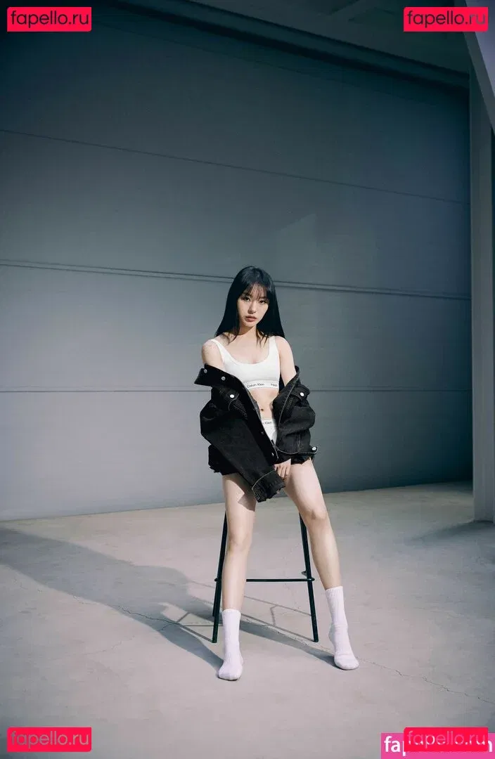 Jung Ho-yeon Onlyfans Photo Gallery 