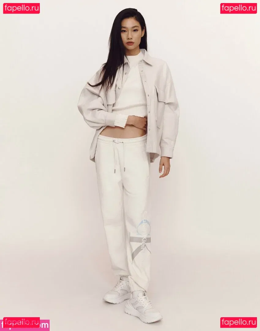 Jung Ho-yeon Onlyfans Photo Gallery 